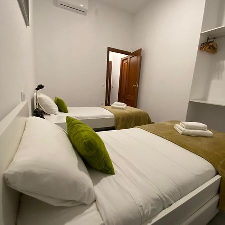 Pelicano Urban Apartment Siviglia Esterno foto