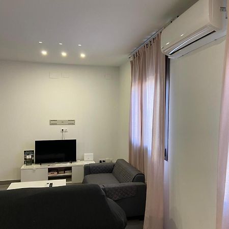 Pelicano Urban Apartment Siviglia Esterno foto