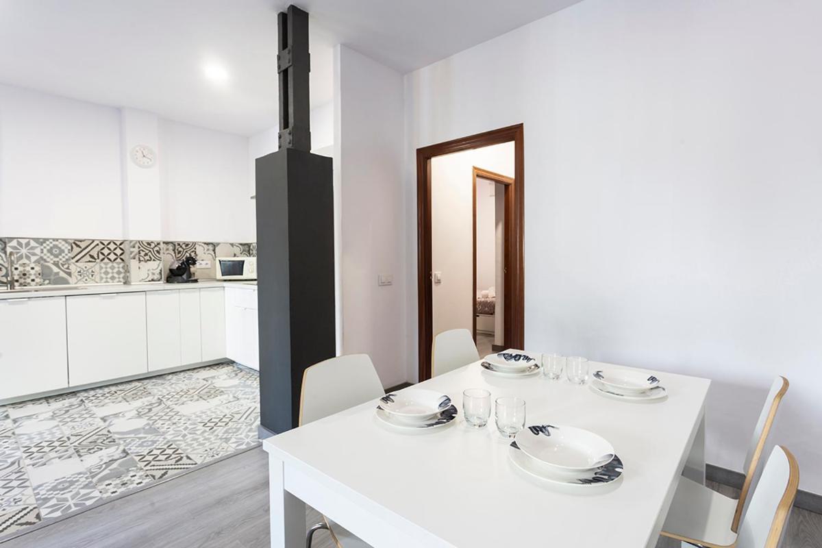 Pelicano Urban Apartment Siviglia Esterno foto